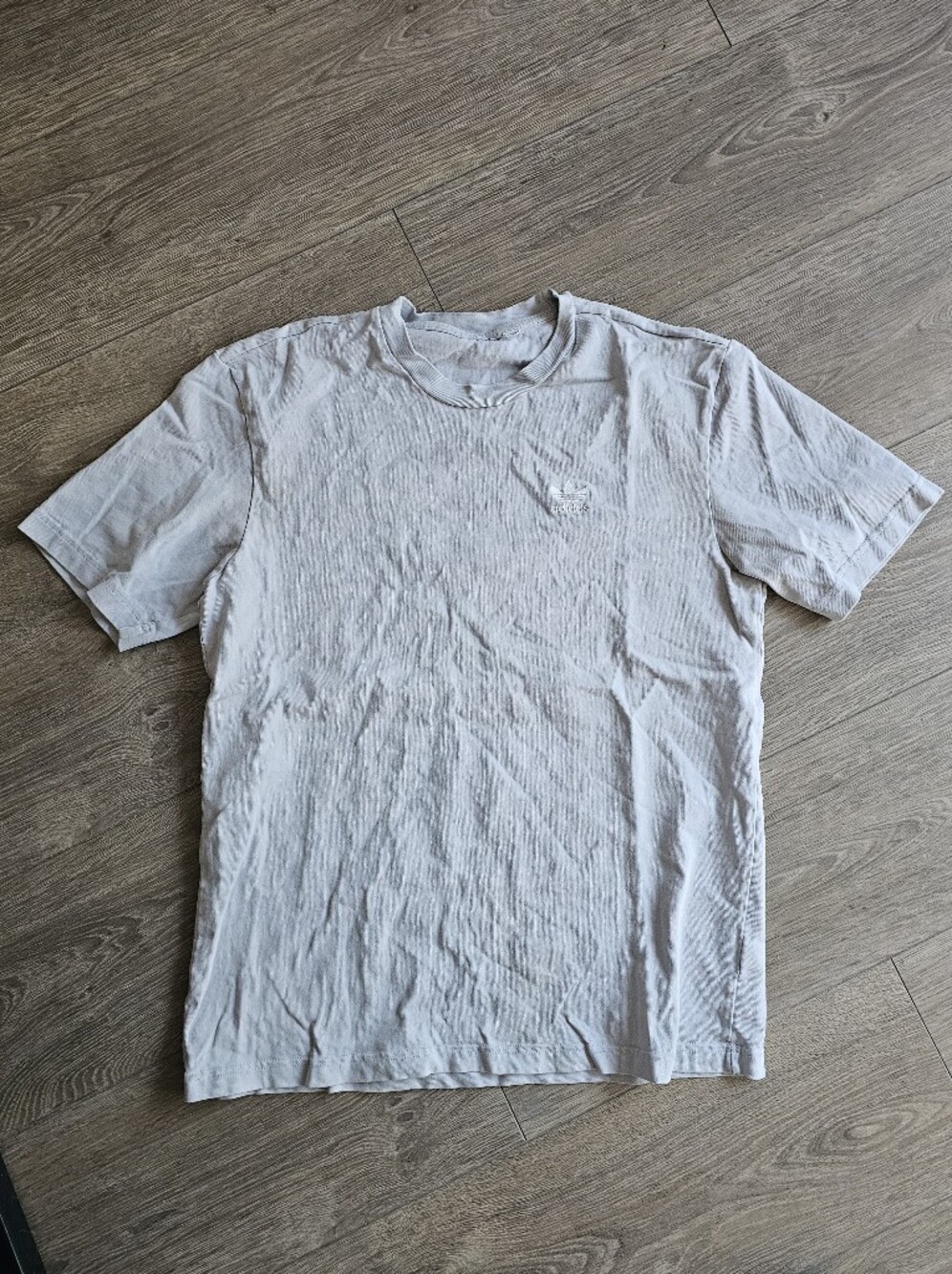 Adidas Men’s Classic Trefoil T-Shirt in Light Gray